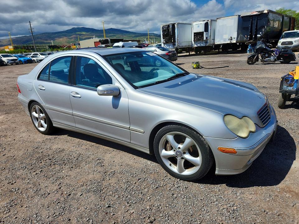 Продажа на аукционе авто 2004 Mercedes-benz C, vin: WDBRF40J04F517581, номер лота: 61569936