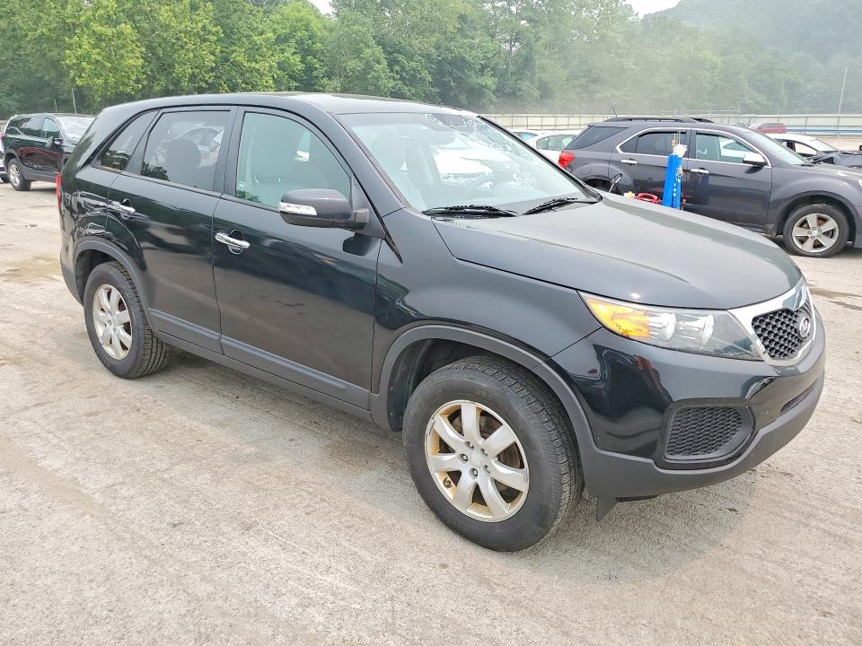 61193216 :رقم المزاد ، 5XYKT3A1XBG074743 vin ، 2011 Kia Sorento مزاد بيع