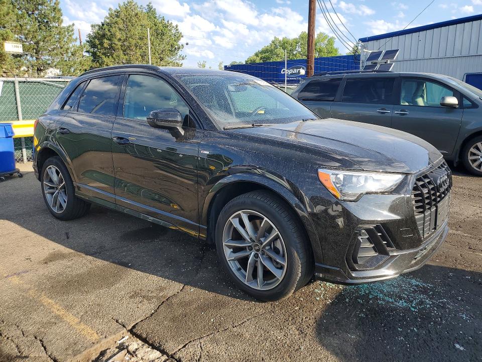 2021 Audi Q3 მანქანა იყიდება აუქციონზე, vin: WA1DECF36M1132745, აუქციონის ნომერი: 57938696