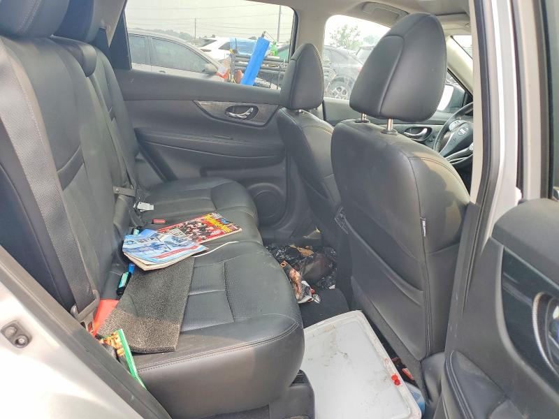 61321746 :رقم المزاد ، 5N1AT2MV3FC780026 vin ، 2015 Nissan Rogue مزاد بيع