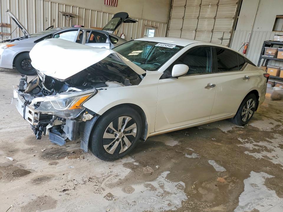 61224946 :رقم المزاد ، 1N4BL4BV9LC165652 vin ، 2020 Nissan Altima مزاد بيع