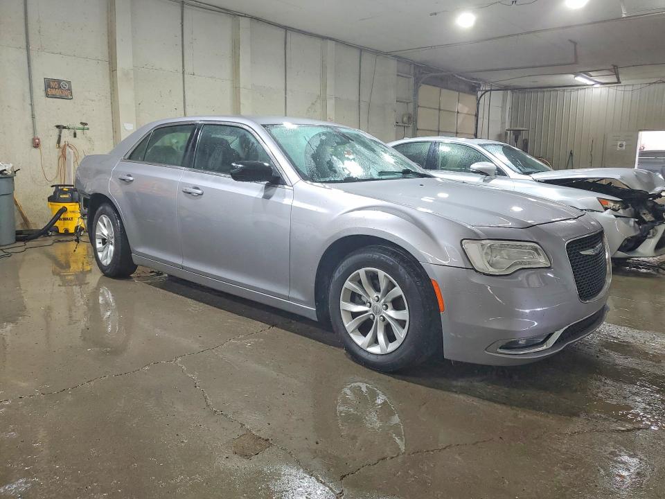 2015 Chrysler 300 მანქანა იყიდება აუქციონზე, vin: 2C3CCAAG3FH786651, აუქციონის ნომერი: 61289286