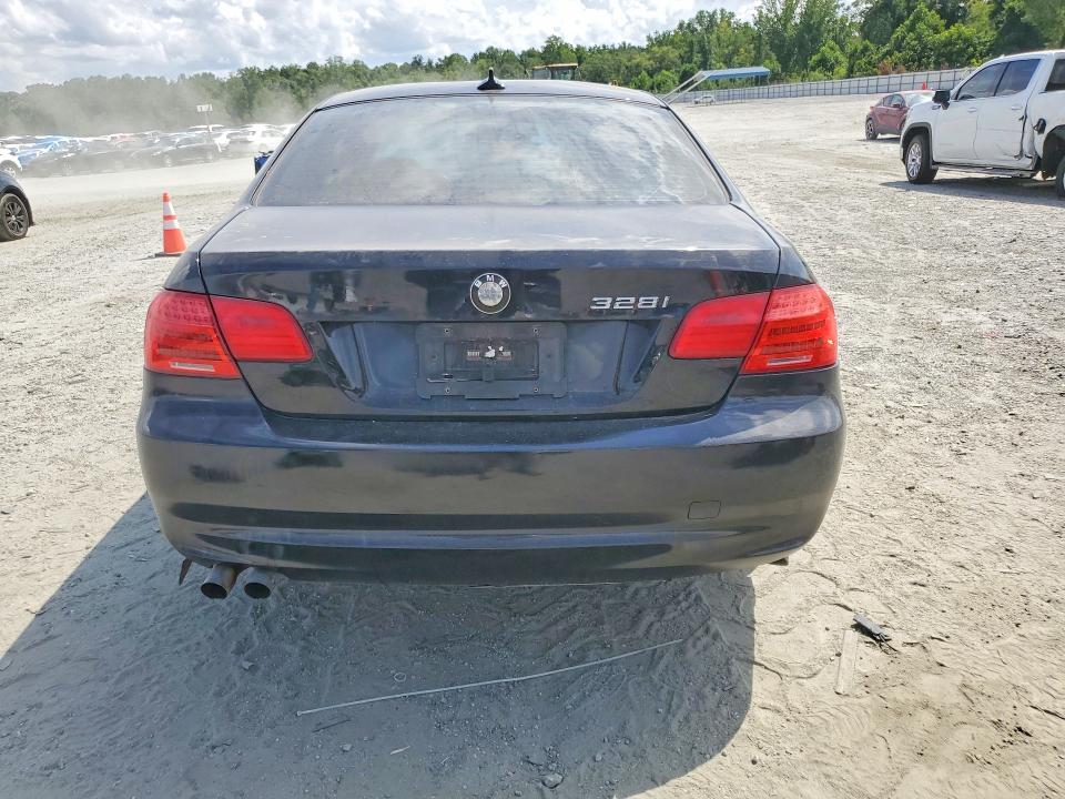 Продаж на аукціоні авто 2012 Bmw 328, vin: WBAKE5C53CE756585, номер лоту: 61447216