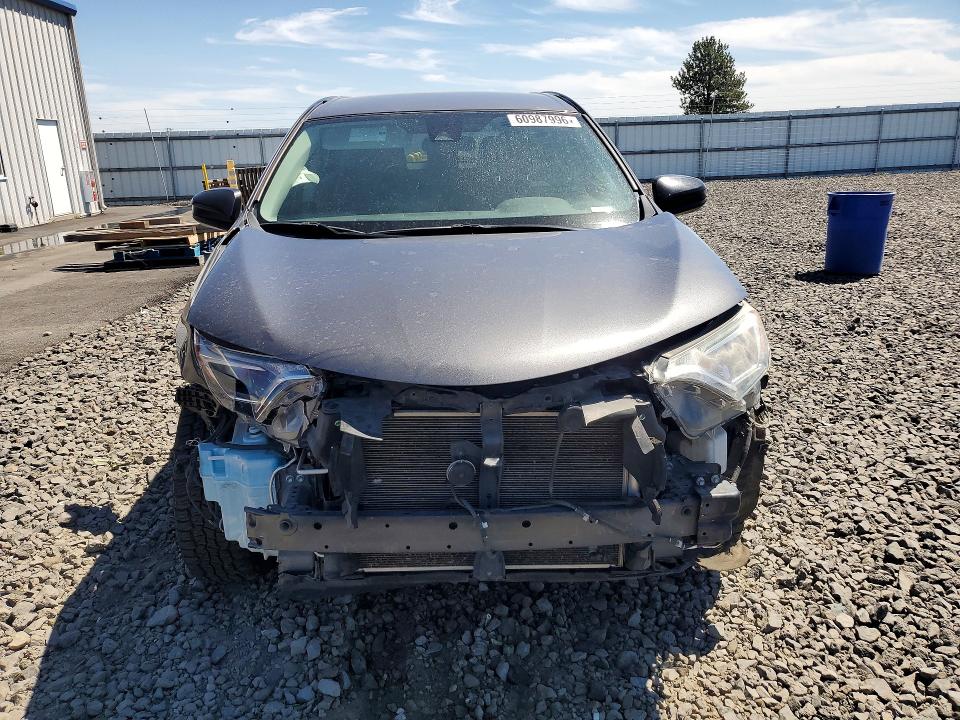 Продажа на аукционе авто 2018 Toyota Rav4, vin: JTMBFREV9JJ177982, номер лота: 60987996