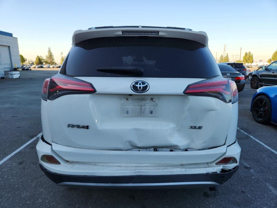Aukcja sprzedaży 2018 Toyota Rav4, vin: JTMWFREV7JJ732171, numer aukcji: 59645246