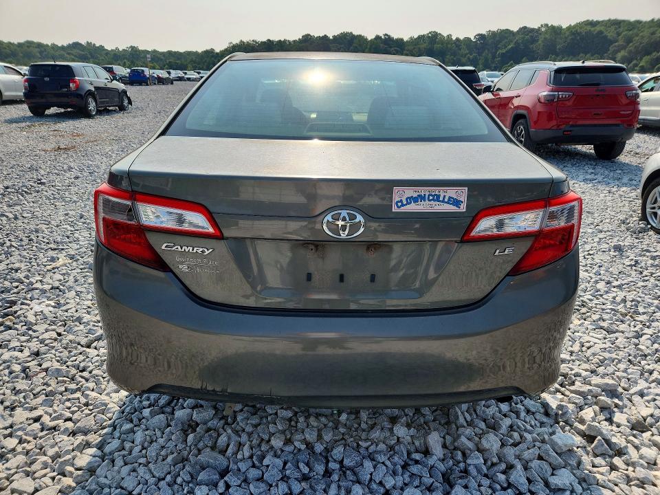 63311086 :رقم المزاد ، 4T1BF1FK7CU512336 vin ، 2012 Toyota Camry مزاد بيع