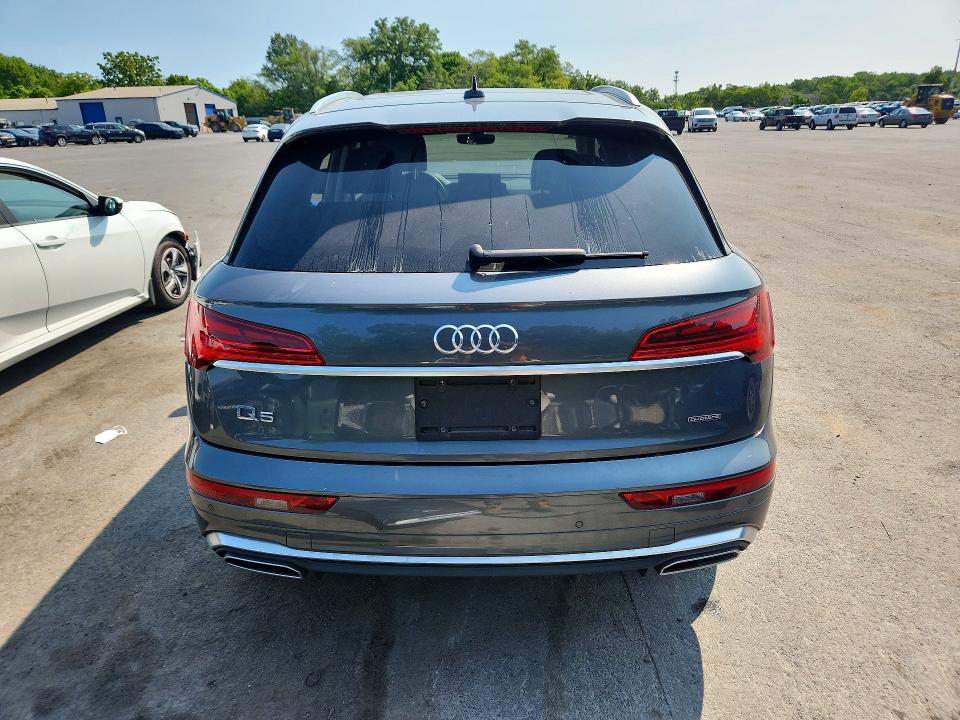 Продаж на аукціоні авто 2022 Audi Q5, vin: WA1GAAFY0N2103049, номер лоту: 61941786