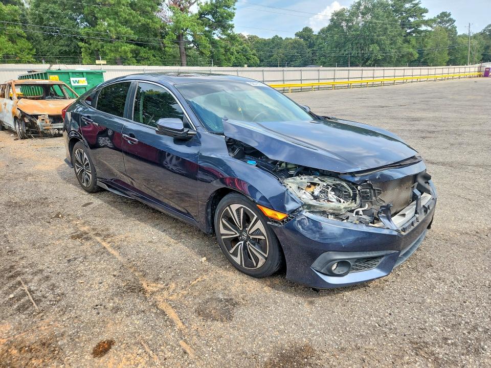 62576156 :رقم المزاد ، 19XFC1F49GE044078 vin ، 2016 Honda Civic مزاد بيع