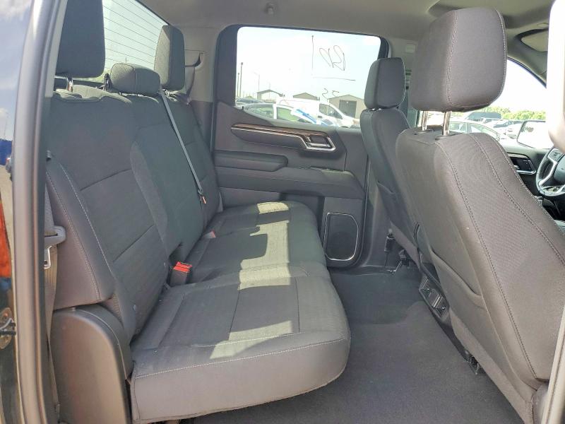 60577656 :رقم المزاد ، 2GCUKEED1T1126638 vin ، 2026 Chevrolet Silverado مزاد بيع