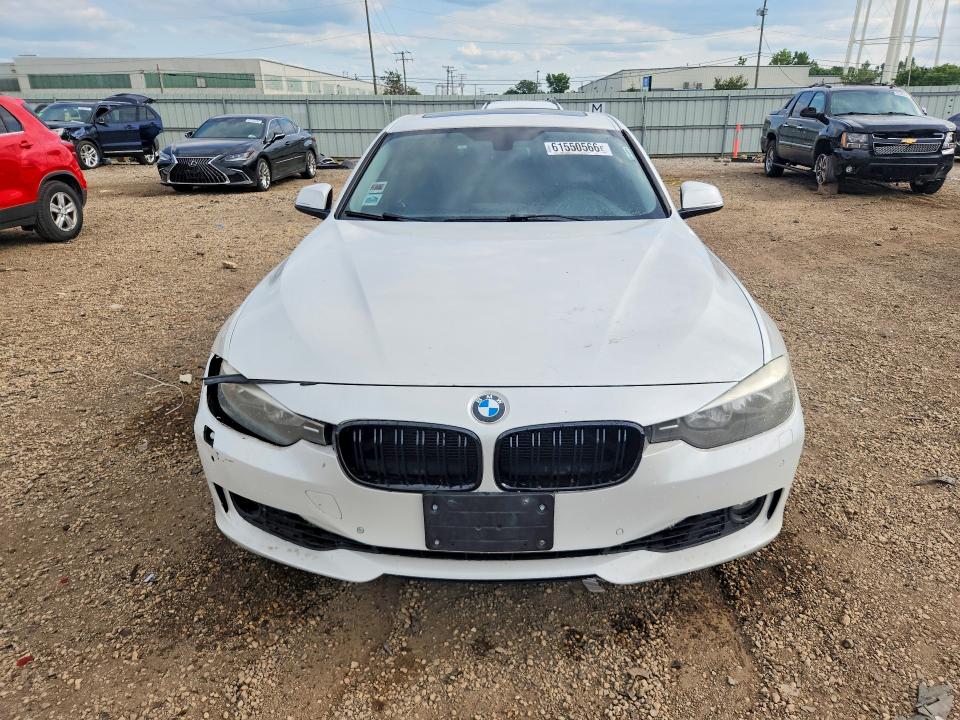 2014 Bmw 328 მანქანა იყიდება აუქციონზე, vin: WBA3B5C55EP652572, აუქციონის ნომერი: 61550566