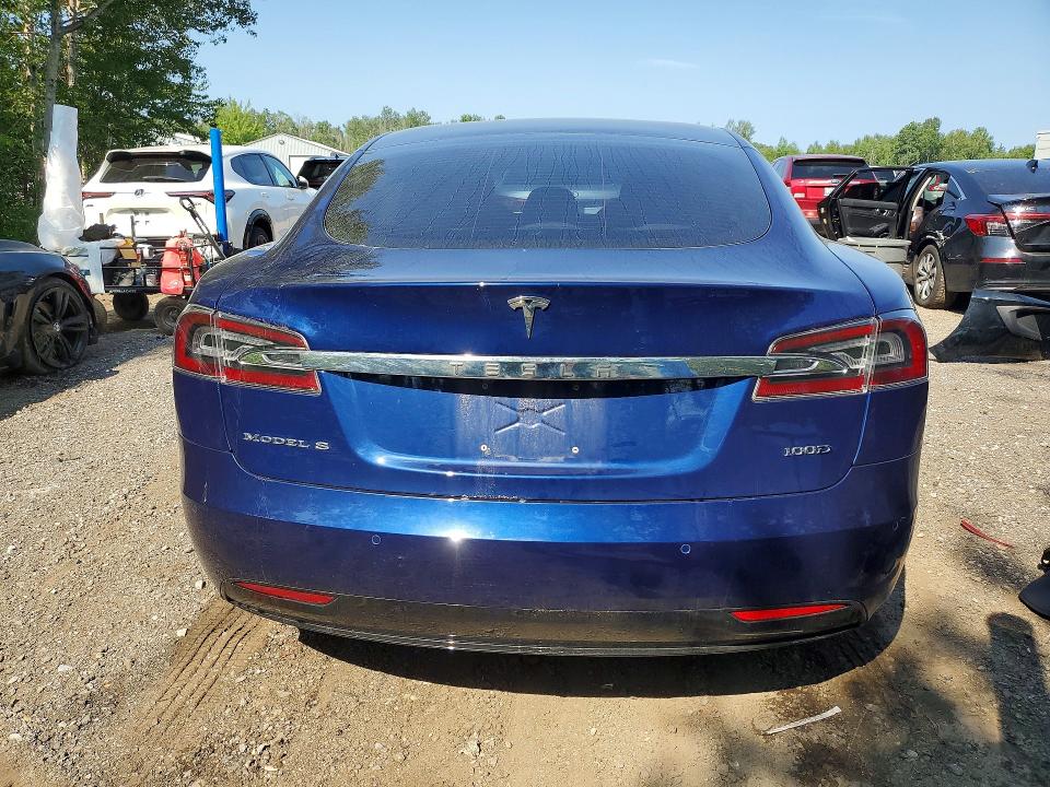 Продаж на аукціоні авто 2018 Tesla Model S, vin: 5YJSA1E23JF290694, номер лоту: 63321936