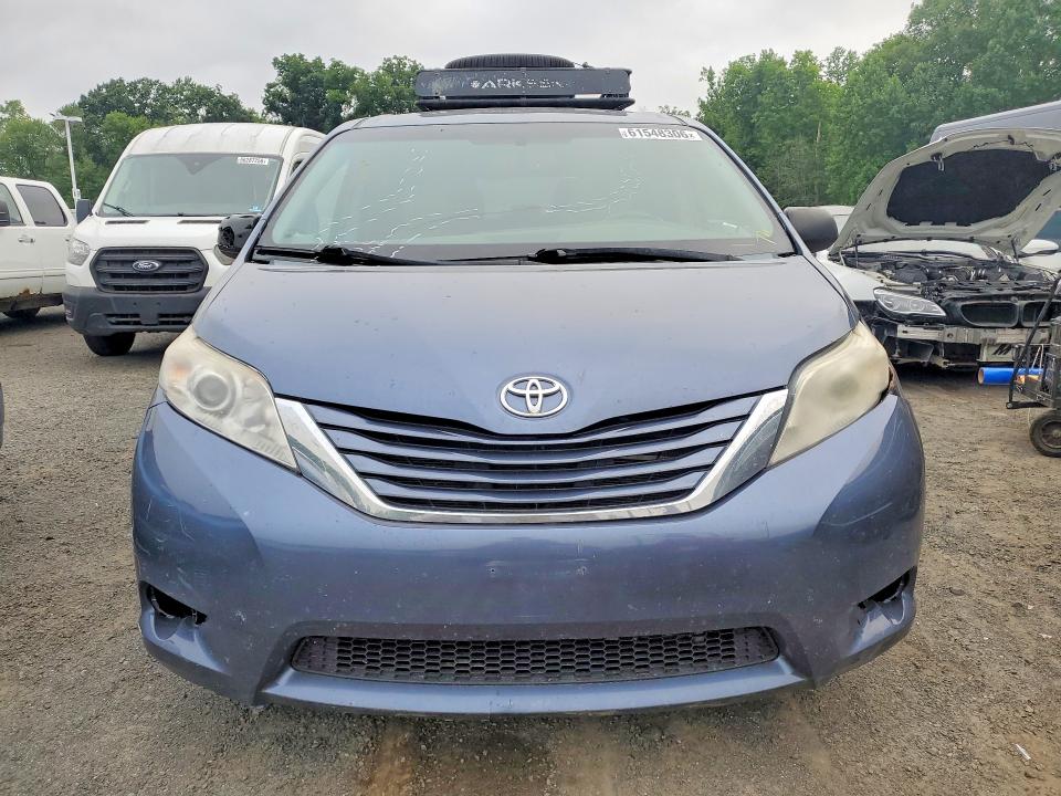 Aukcja sprzedaży 2015 Toyota Sienna, vin: 5TDJK3DC7FS101028, numer aukcji: 61548306