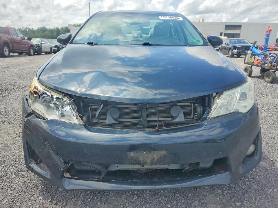 60756026 :رقم المزاد ، 4T1BD1FK6DU092284 vin ، 2013 Toyota Camry Hybrid مزاد بيع