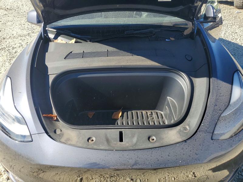 62697306 :رقم المزاد ، 7SAYGDED3PF976581 vin ، 2023 Tesla Model Y مزاد بيع