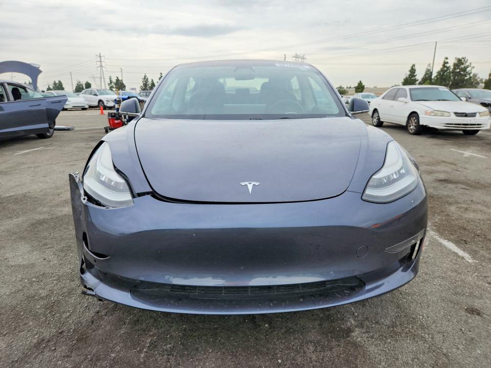 Продаж на аукціоні авто 2018 Tesla Model 3, vin: 5YJ3E1EA4JF045094, номер лоту: 60144646