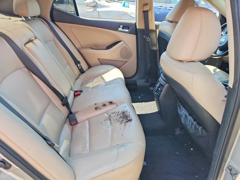 61084696 :رقم المزاد ، 5XXGN4A74FG353089 vin ، 2015 Kia Optima مزاد بيع