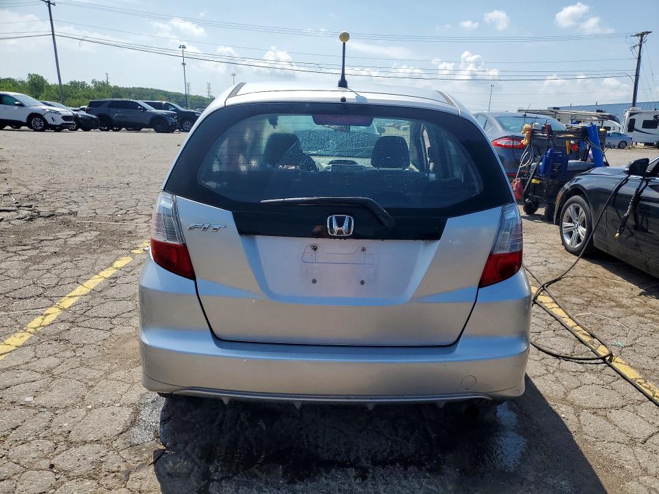 Продажа на аукционе авто 2013 Honda Fit, vin: JHMGE8G3XDC007619, номер лота: 59581596