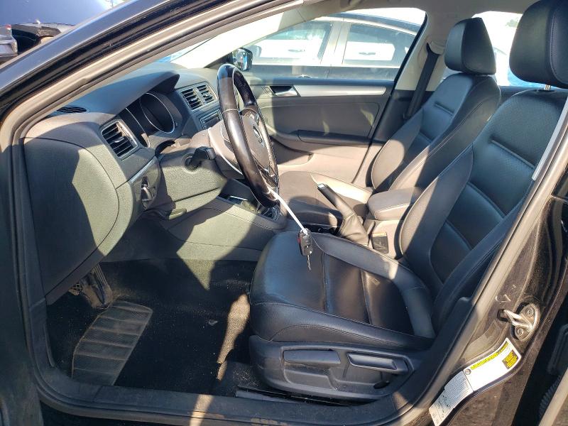 61487656 :رقم المزاد ، 3VWB67AJ3HM284804 vin ، 2017 Volkswagen Jetta مزاد بيع