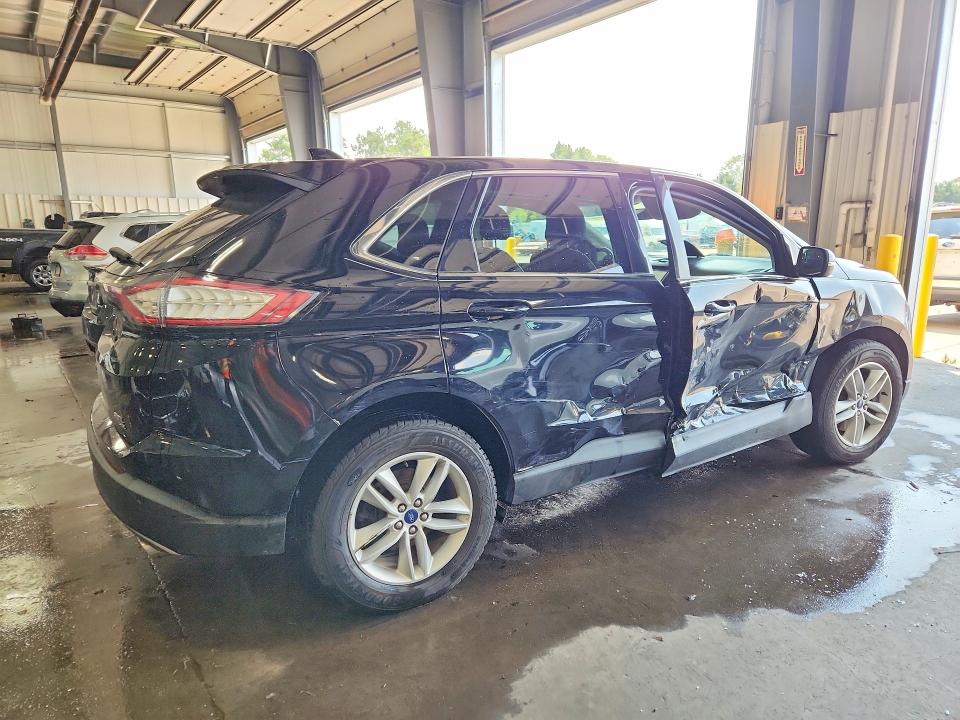 63371256 :رقم المزاد ، 2FMPK4J82HBC68204 vin ، 2017 Ford Edge مزاد بيع
