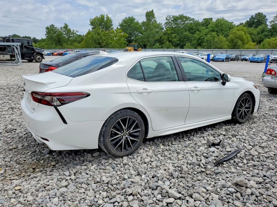 2022 Toyota Camry მანქანა იყიდება აუქციონზე, vin: 4T1G11AK1NU627528, აუქციონის ნომერი: 62222786