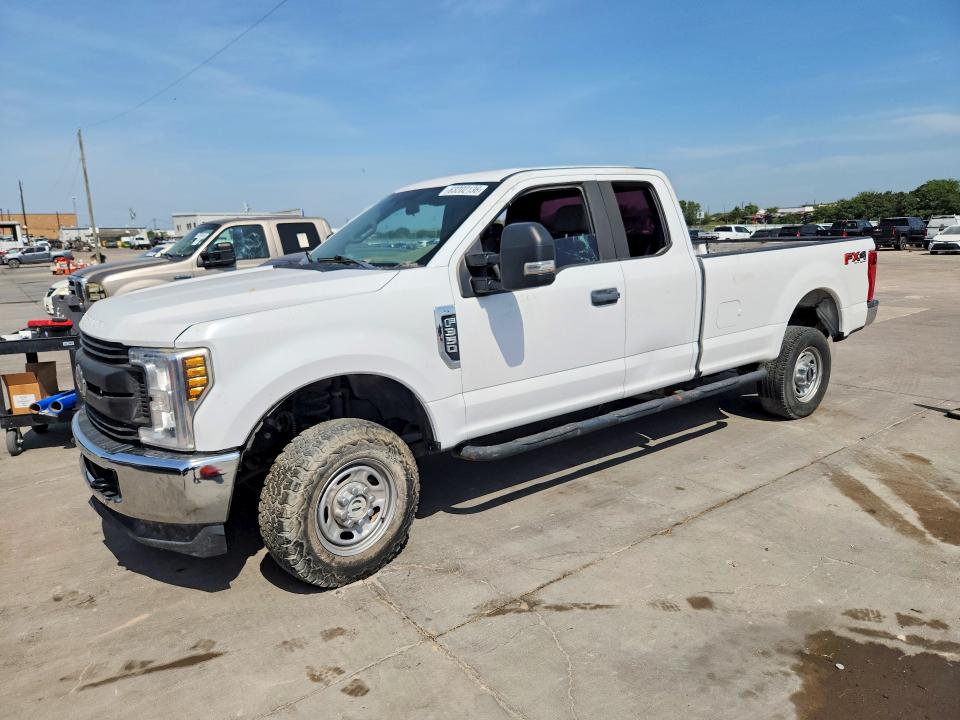 2019 Ford F350 მანქანა იყიდება აუქციონზე, vin: 1FD8X3B64KEF83224, აუქციონის ნომერი: 63202136