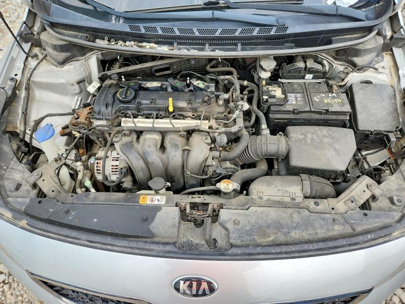 62400906 :رقم المزاد ، 3KPFL4A77JE263275 vin ، 2018 Kia Forte مزاد بيع