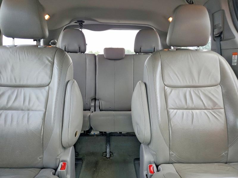 62095796 :رقم المزاد ، 5TDDZ3DC7HS174282 vin ، 2017 Toyota Sienna مزاد بيع