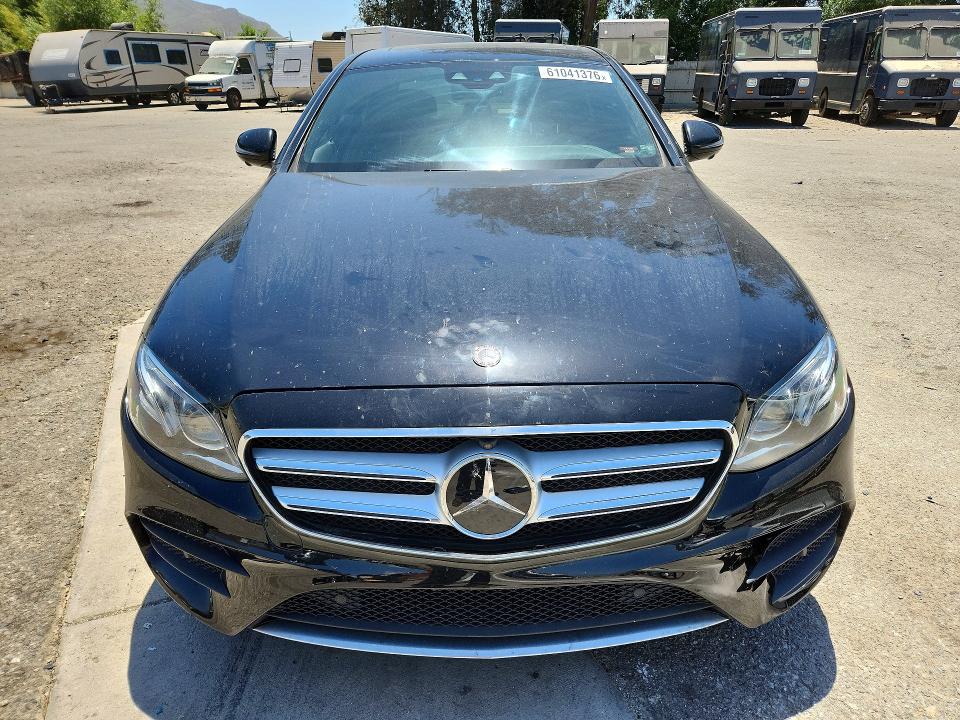 Продаж на аукціоні авто 2018 Mercedes-benz E, vin: WDDZF4JB1JA379511, номер лоту: 61041376