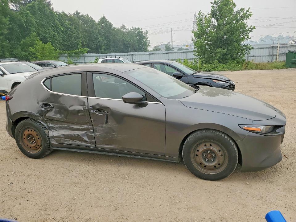 Продажа на аукционе авто 2019 Mazda 3, vin: JM1BPAMMXK1146099, номер лота: 61292266
