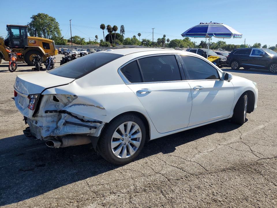 2015 Honda Accord მანქანა იყიდება აუქციონზე, vin: 1HGCR2F84FA014581, აუქციონის ნომერი: 62447756