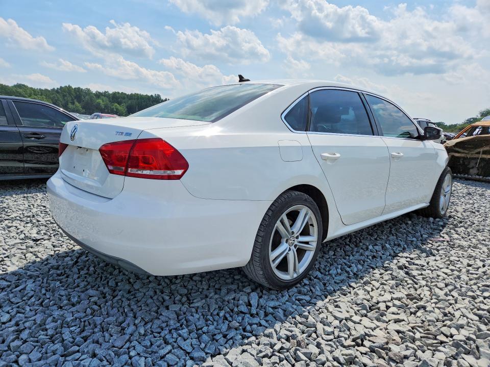 59738756 :رقم المزاد ، 1VWBS7A32EC077511 vin ، 2014 Volkswagen Passat مزاد بيع