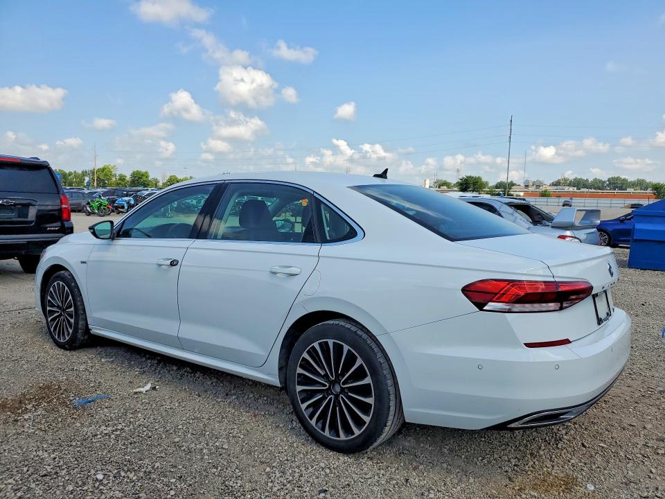 Продажа на аукционе авто 2022 Volkswagen Passat, vin: 1VWBA7A3XNC006219, номер лота: 60686496
