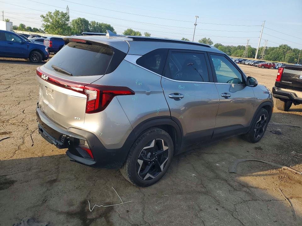 2024 Kia Seltos მანქანა იყიდება აუქციონზე, vin: KNDERCAA3R7558272, აუქციონის ნომერი: 59743746