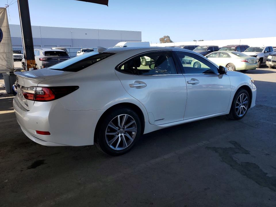 Aukcja sprzedaży 2018 Lexus Es, vin: JTHBW1GG0J2174574, numer aukcji: 61173946