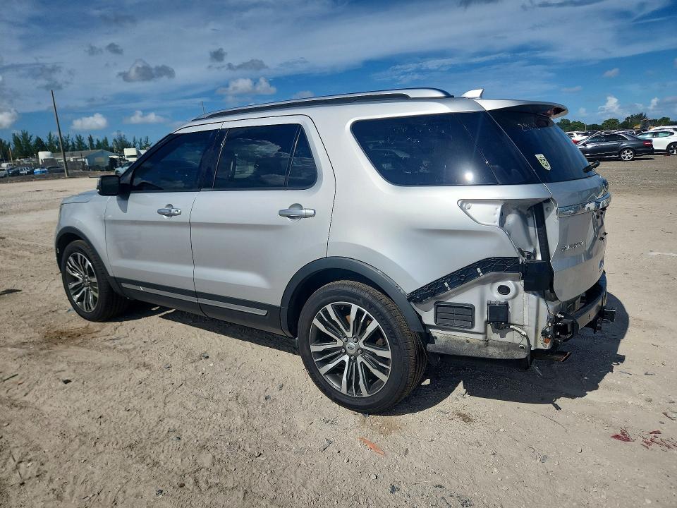 2017 Ford Explorer მანქანა იყიდება აუქციონზე, vin: 1FM5K8HT1HGA20432, აუქციონის ნომერი: 85770925
