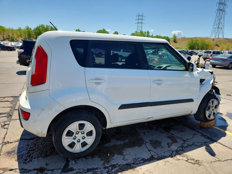61009246 :رقم المزاد ، KNDJT2A59C7391601 vin ، 2012 Kia Soul مزاد بيع