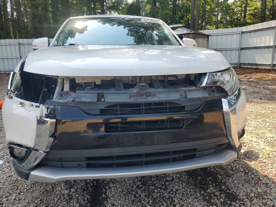 62520246 :رقم المزاد ، JA4AD3A33HZ024006 vin ، 2017 Mitsubishi Outlander مزاد بيع