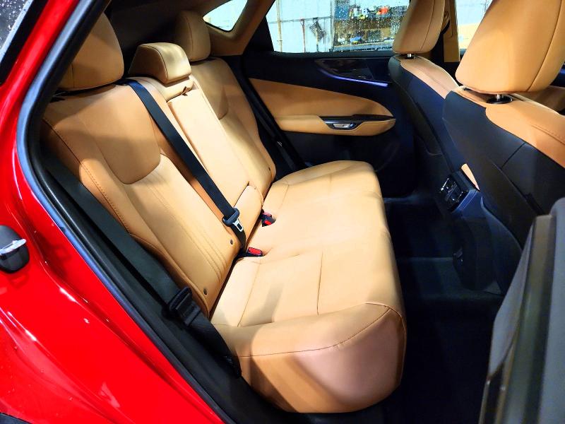 61799646 :رقم المزاد ، 2T2GGCEZ8SC086181 vin ، 2025 Lexus Nx مزاد بيع