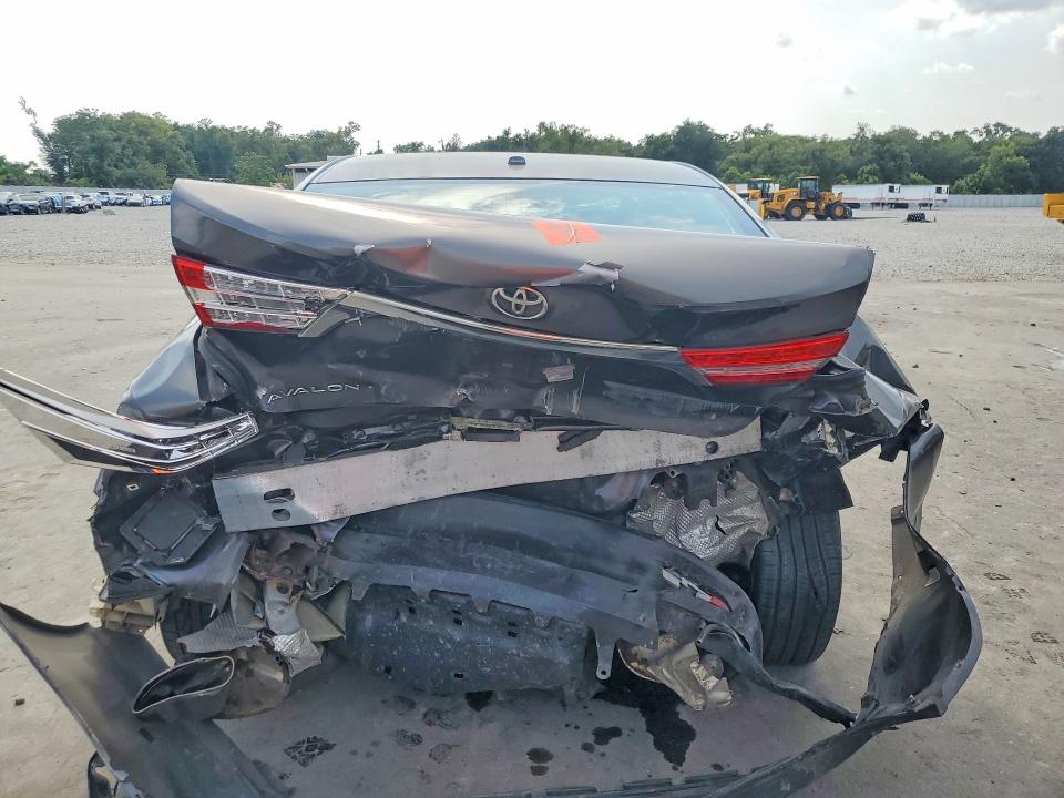 62904376 :رقم المزاد ، 4T1BK1EB3DU035208 vin ، 2013 Toyota Avalon مزاد بيع