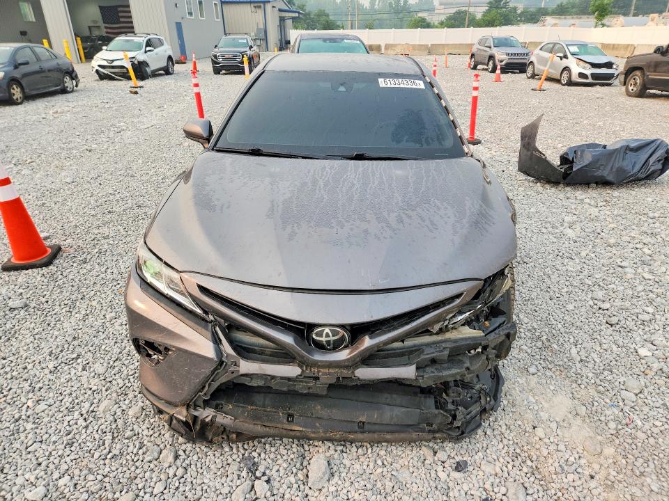 2019 Toyota Camry მანქანა იყიდება აუქციონზე, vin: 4T1B11HK2KU273627, აუქციონის ნომერი: 61334336