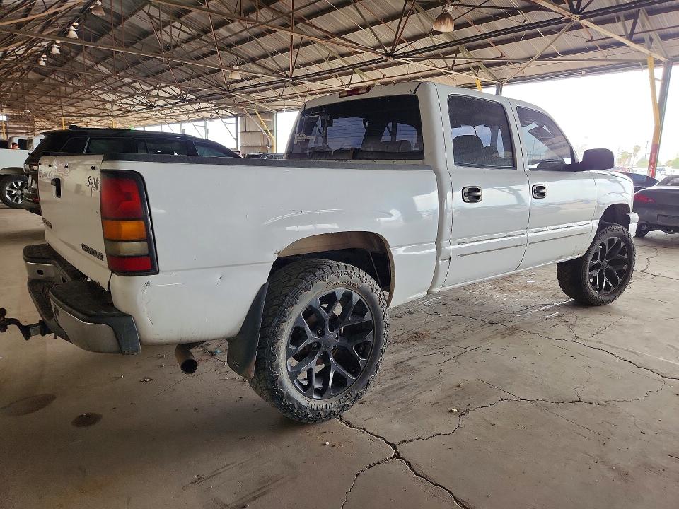 61491986 :رقم المزاد ، 2GCEC13T251292710 vin ، 2005 Chevrolet Silverado مزاد بيع