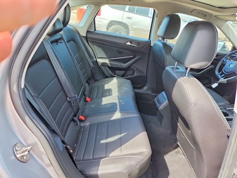 60767646 :رقم المزاد ، 3VWC57BU4MM057986 vin ، 2021 Volkswagen Jetta مزاد بيع