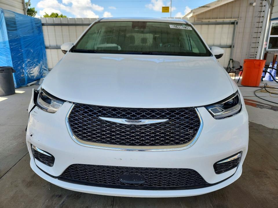 Продажа на аукционе авто 2023 Chrysler Pacifica, vin: 2C4RC1BG3PR597322, номер лота: 57498276