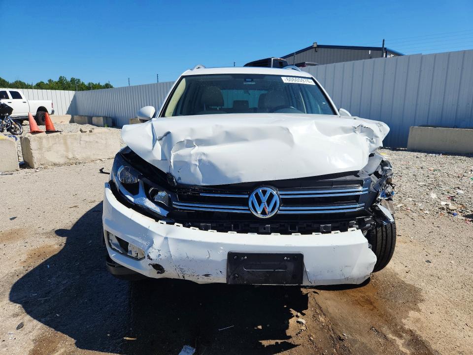 2017 Volkswagen Tiguan მანქანა იყიდება აუქციონზე, vin: WVGSV7AX0HW509489, აუქციონის ნომერი: 60605976