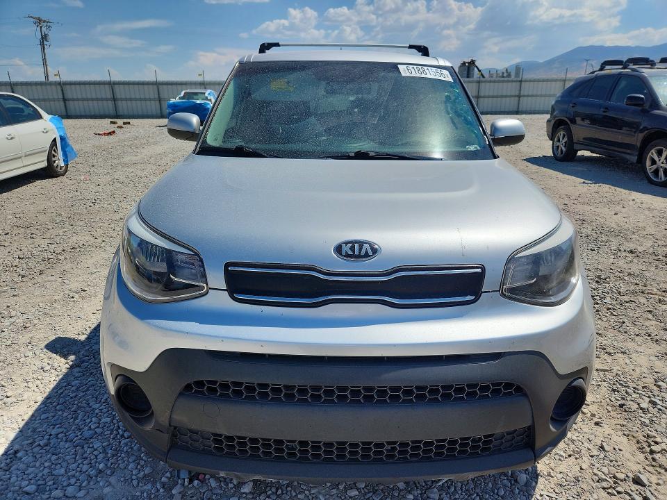 2018 Kia Soul მანქანა იყიდება აუქციონზე, vin: KNDJN2A23J7609190, აუქციონის ნომერი: 61881556
