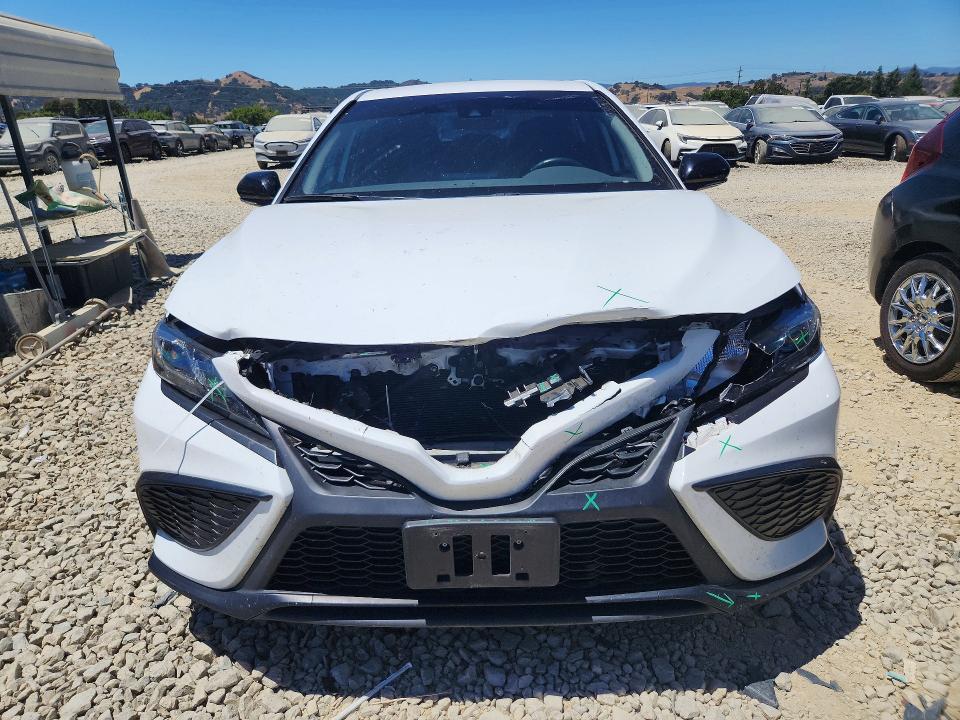 Продаж на аукціоні авто 2023 Toyota Camry, vin: 4T1G11AK3PU110590, номер лоту: 60639626