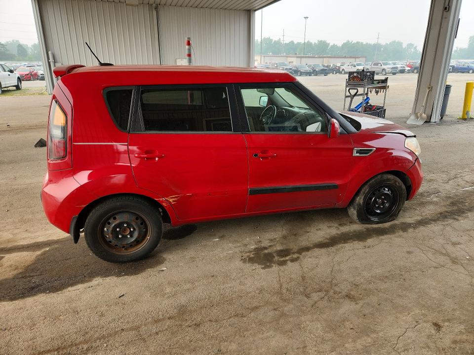 61348646 :رقم المزاد ، KNDJT2A2XB7230887 vin ، 2011 Kia Soul مزاد بيع