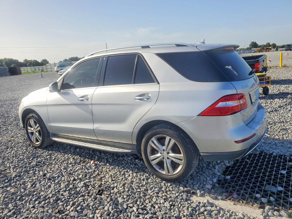 2014 Mercedes-benz Ml მანქანა იყიდება აუქციონზე, vin: 4JGDA5HB3EA378084, აუქციონის ნომერი: 61439766