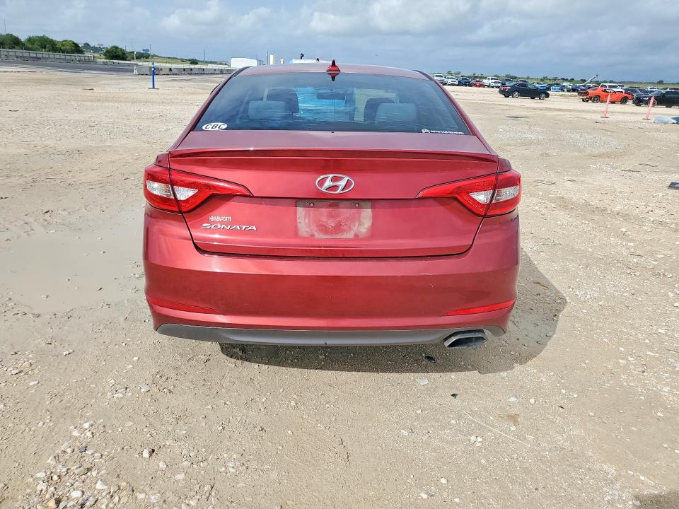 2015 Hyundai Sonata მანქანა იყიდება აუქციონზე, vin: 5NPE24AF1FH245332, აუქციონის ნომერი: 61607556
