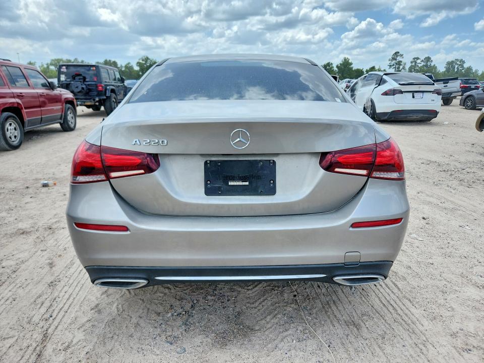 58634186 :رقم المزاد ، W1K3G4EB1MJ266482 vin ، 2021 Mercedes-benz A مزاد بيع